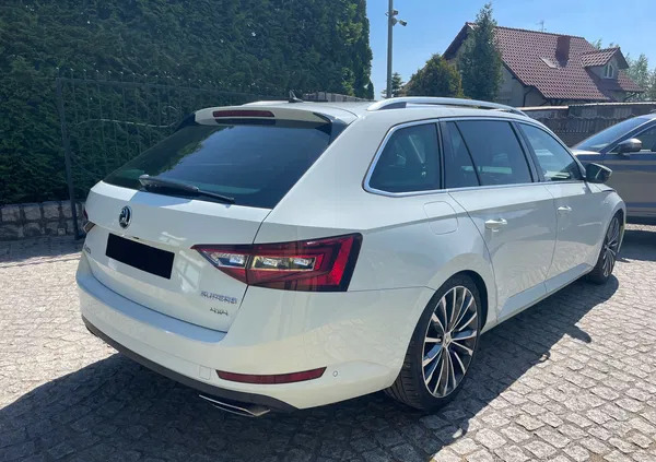 elbląg Skoda Superb cena 56950 przebieg: 158950, rok produkcji 2017 z Elbląg